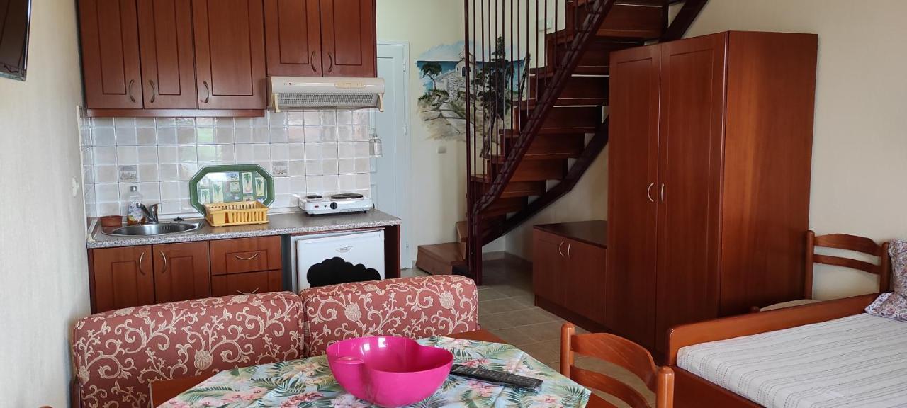 Phyllis Maisonettes Apartamento Kallithea  Exterior foto