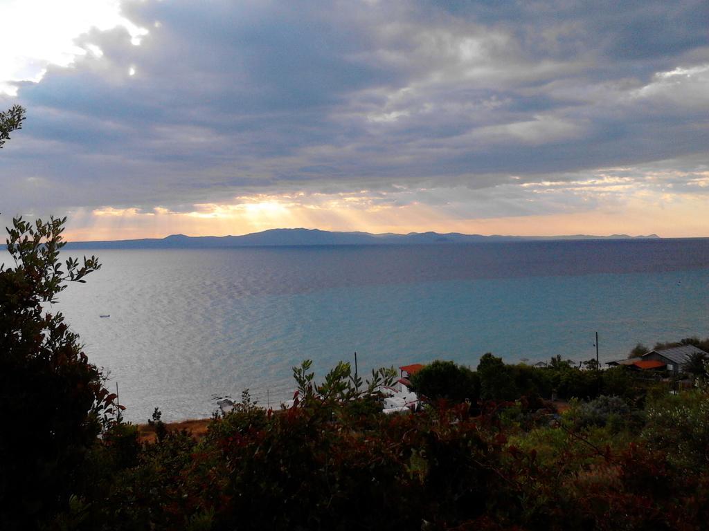 Phyllis Maisonettes Apartamento Kallithea  Exterior foto